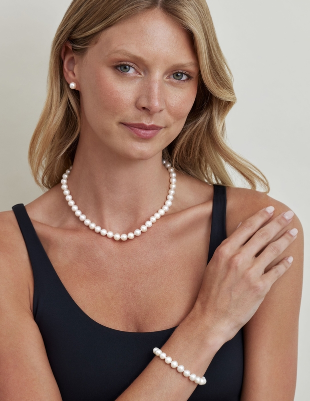 8.0-8.5mm Freshwater Pearl Necklace, Bracelet & Earrings - Secondary Image